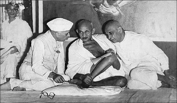 காந்திஜி - வாழ்வும்... வரலாறும்!