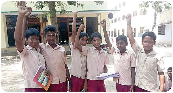 வாக்கியங்களை இணைத்து ஆங்கில விளையாட்டு!