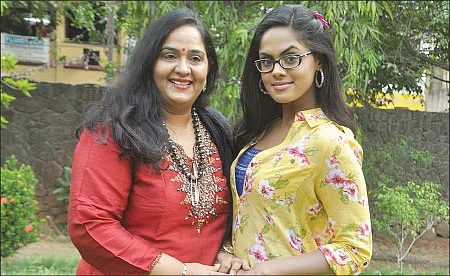 அவள் கிளாஸிக்ஸ்