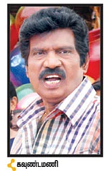 விகடன் மேடை - சந்தானம்