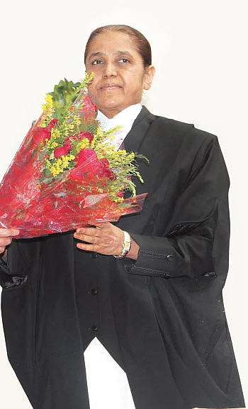 துணிச்சல் தாரகை!