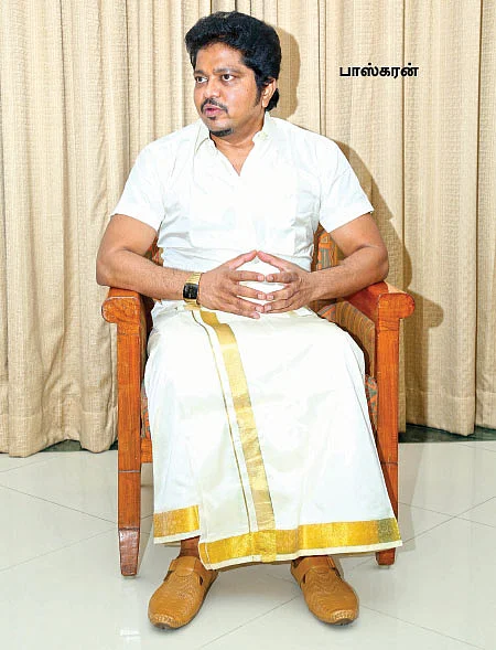 “எங்கள் குடும்பத்தில் ஒருவர்கூட அ.தி.மு.க-வில் இல்லை!”