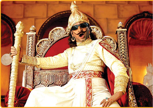 விகடன் மேடை - சந்தானம்