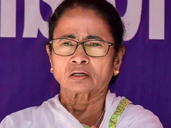 மேற்கு வங்கத்தில் பாஜக-வின் `ஆட்டம்’ ஆரம்பம்?! - மம்தாவின் எச்சரிக்கைக்கு என்ன காரணம்?