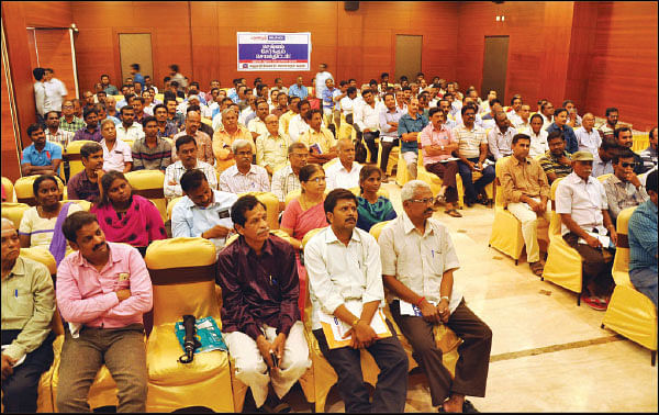 சிறு ஊர்களிலும் கூட்டம் நடத்துங்கள்! - சேலத்தில் வாசகர்கள் கோரிக்கை