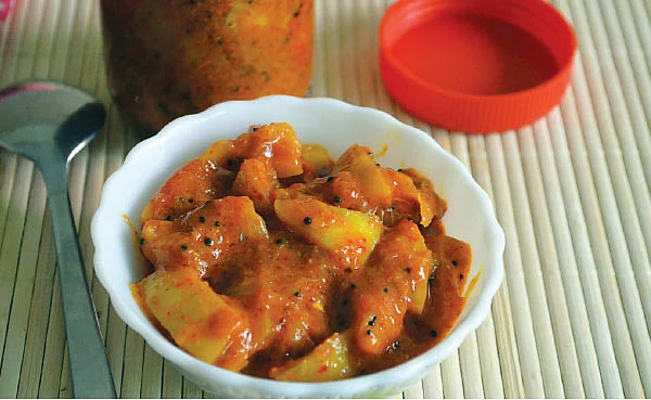 சம்மர் ஸ்பெஷல்: 30 வகை ஊறுகாய் & தொக்கு