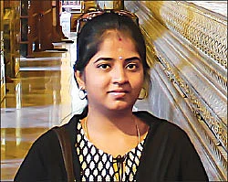 வெளிநாட்டில் ஹனிமூன் ட்ரிப்!