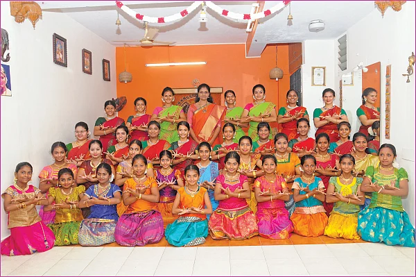 நாயகி... நர்த்தகி!