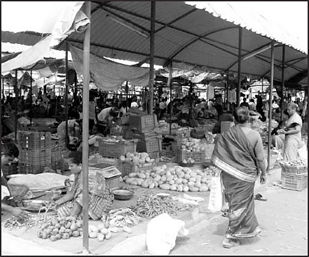''மார்க்கெட் கொள்ளைக்கு விசாரணை வேண்டும்!''