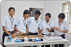 கலக்கலாகச் செய்வோம்...கல்வி இணைச் செயல்பாடுகள் !