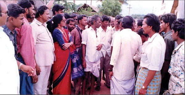 ஒரு பணக்கார பெண் செய்த அடாவடி!