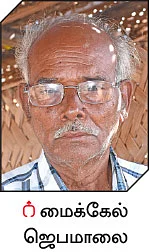 பள்ளிக்கூட நிதிக்காக பதநீர் விற்கும் கிராமம்!