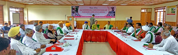 பண முதலைகளுக்கு பாதுகாப்பு... விவசாயிகளுக்கு அடி உதை!