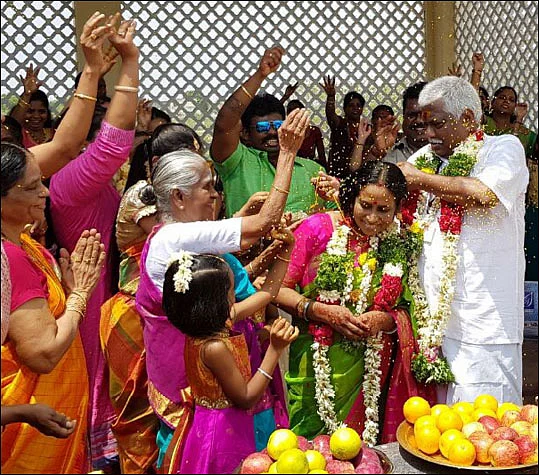 மணிவிழா - மனைவிக்கு மரியாதை