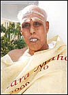 கேள்வி-பதில்: பணமும் பொருளும் பகவானுக்குச் சமமாகுமா?