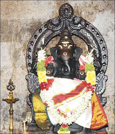 அழகன் குடியிருக்கும் அலகுமலை