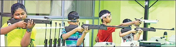 பதக்கத்தை நோக்கிப் பாயும் தோட்டாக்கள்!