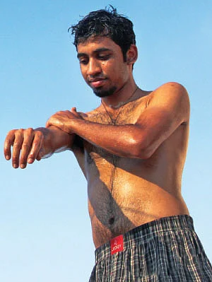 ஆறாம் திணை - 34