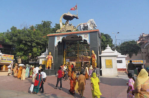 பிருந்தாவனம் முதல் பிரயாகை வரை!