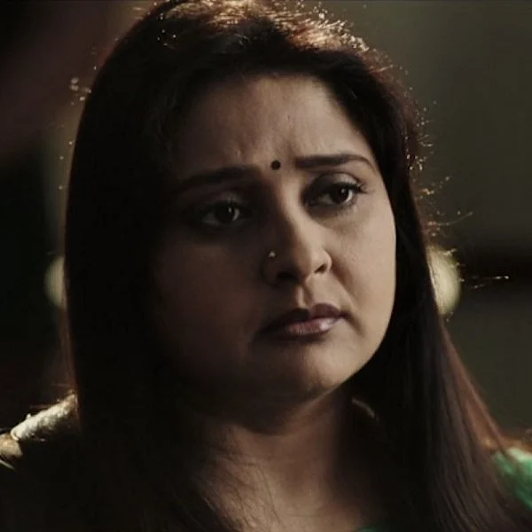 "எல்லாத்துக்கும் தயாராகிக்கோங்கனு சொன்னார், இயக்குநர்!" - 'கே.ஜி.எஃப் 2' பற்றி மாளவிகா அவினாஷ்