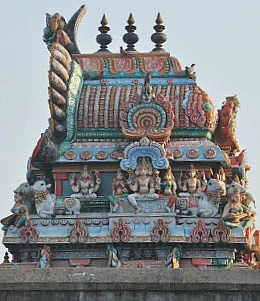 இதோ... எந்தன் தெய்வம்! - 17