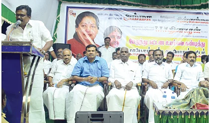 பொலிட்டிகல் பொடிமாஸ்!