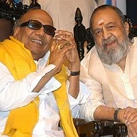 கருணாநிதியுடன் வாலி