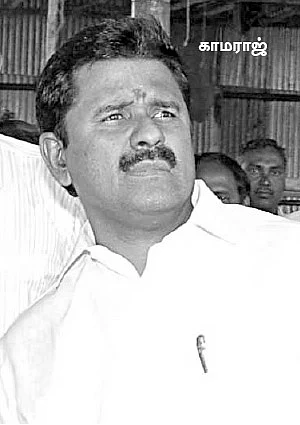 ''அடுக்கடுக்காகப் புகார்கள்... அசைக்க முடியாத காமராஜ்!''