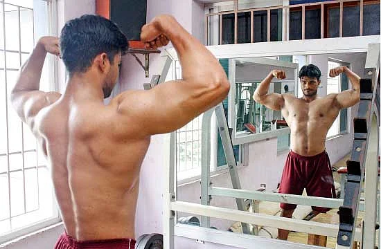 வெயிட் வேண்டாம் லைட்டா இருங்க!