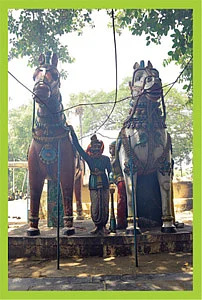ஸ்ரீபாலாம்பிகை சந்நிதியில்... தொட்டில் பிரார்த்தனை!