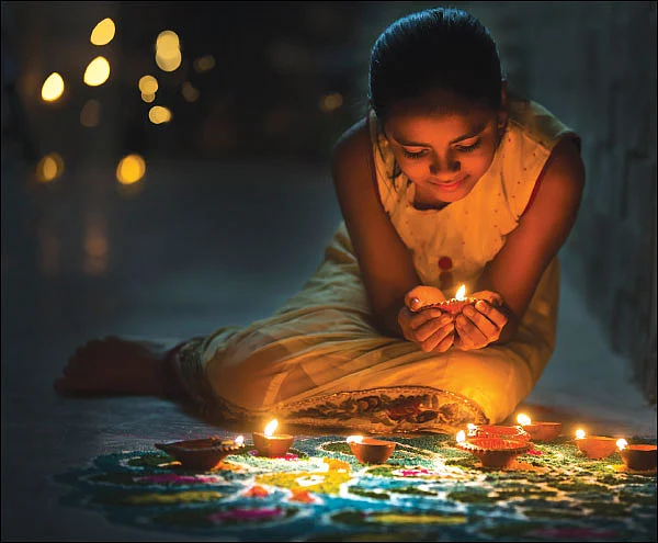 அறிவுசார்ந்த விஷயங்களைக் கற்றுக்கொடுக்க வேண்டிய வயது! - ஆனந்தம் விளையாடும் வீடு - 26