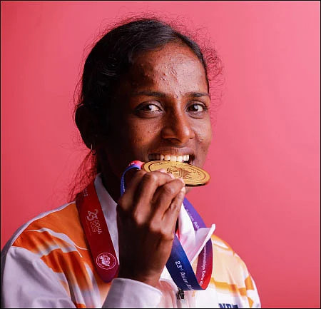 தங்கம் எனக்கே ஆச்சர்யம்!