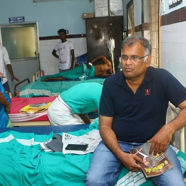 `ஜெயமோகன்னு தெரியாமல் சென்றுவிட்டேன்!' - போலீஸ் ஸ்டேஷனில் பஞ்சாயத்து பேசிய தி.மு.க நகரச் செயலாளர்