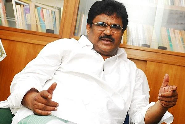 ஜெயலலிதா எடுத்த அந்த முடிவு பெரிய அவமானமா இருந்துச்சு! - மனம் திறக்கும் திருநாவுக்கரசர் #LetsRelieveStress