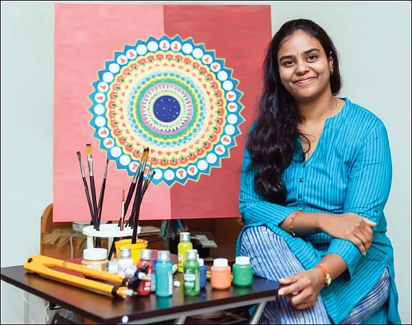 மன அழுத்தத்தைப் போக்க வரையலாம் வாங்க! - மண்டாலாக் கலைஞர் வரலட்சுமி பரணிதரன்