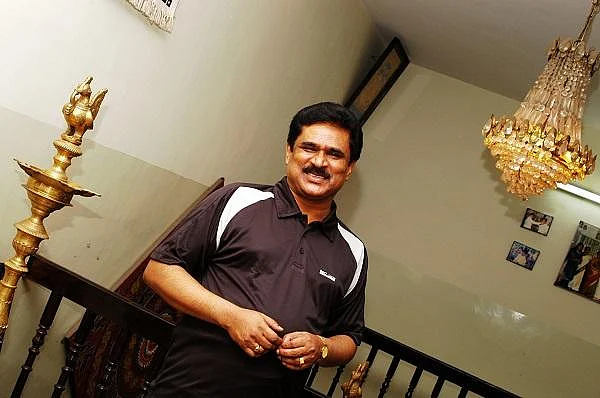 ஜெயலலிதா எடுத்த அந்த முடிவு பெரிய அவமானமா இருந்துச்சு! - மனம் திறக்கும் திருநாவுக்கரசர் #LetsRelieveStress