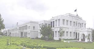 `வழிப்பறி முதல் போதைப்பொருள் வரை’ - குற்றச் செயல்களில் ஈடுபடும் போலீஸ் எண்ணிக்கை அதிகரிப்பா?