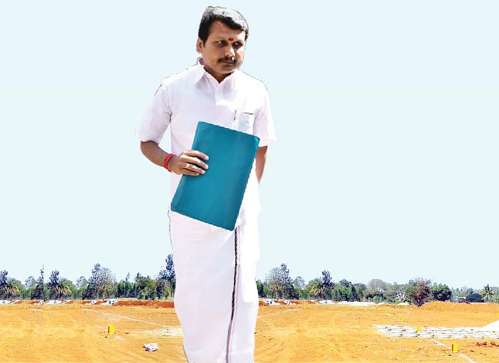 மூன்று சென்ட் நிலம்... 25,000 பேருக்கு லட்சியம்... 10,000 பேருக்கு நிச்சயம்!