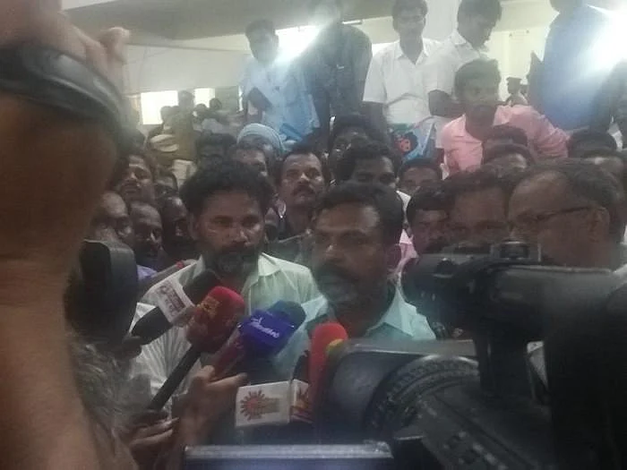 `நான் யாருக்கும் கேடு நினைத்ததில்லை!'- வெற்றிக்குப் பின் கண்கலங்கிய திருமாவளவன்