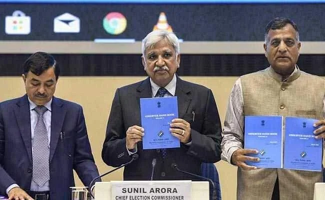 `தேர்தல் ஆணையர்கள் ஒரே கருத்துடன் இருக்கவேண்டிய அவசியமில்லை!’ - சுனில் அரோரா