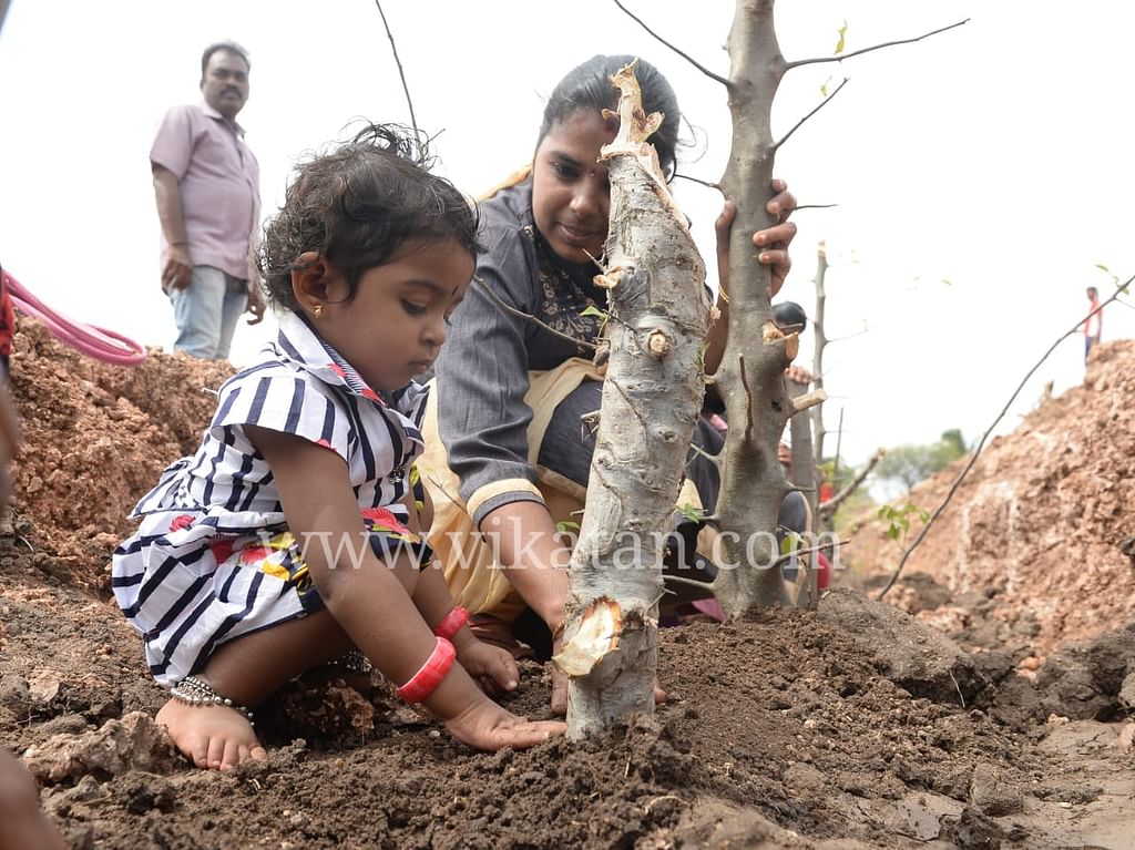 சின்னவேடம்பட்டி ஏரி