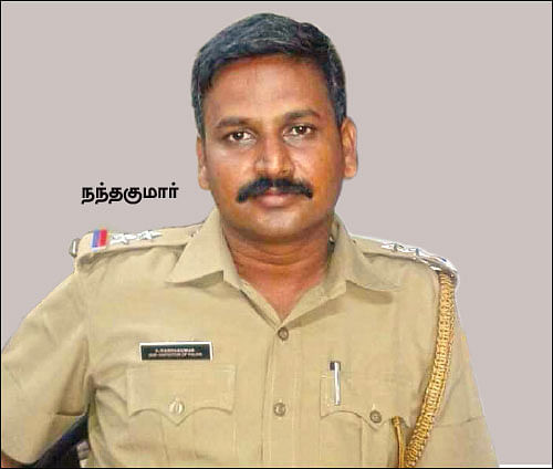காசு... பணம்... துட்டு... மணல்! - குற்றவாளிகளைக் காக்கும் காக்கிகள்...