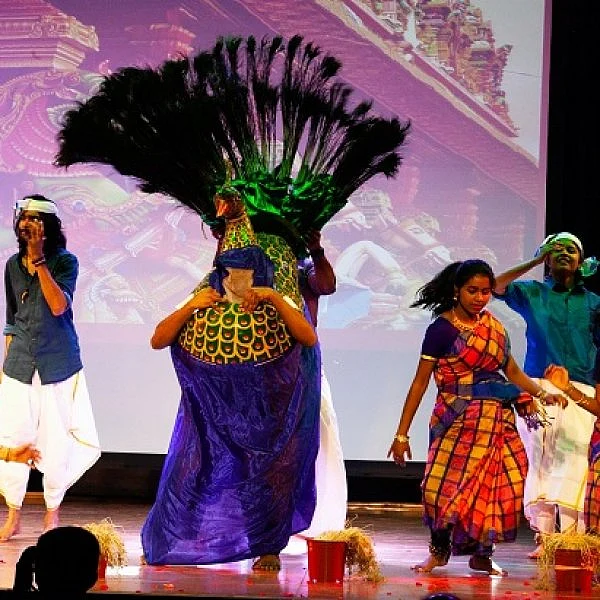 தப்பாட்டம்...மயிலாட்டம்...ஒயிலாட்டம்... ஜெர்மன் நகரைத் தெறிக்கவிட்ட இந்திரதனுஷ் விழா! #MyVikatan
