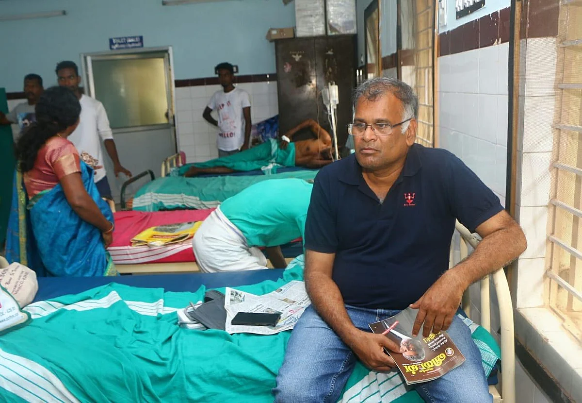 `ஜெயமோகன்னு தெரியாமல் சென்றுவிட்டேன்!' - போலீஸ் ஸ்டேஷனில் பஞ்சாயத்து பேசிய தி.மு.க நகரச் செயலாளர்