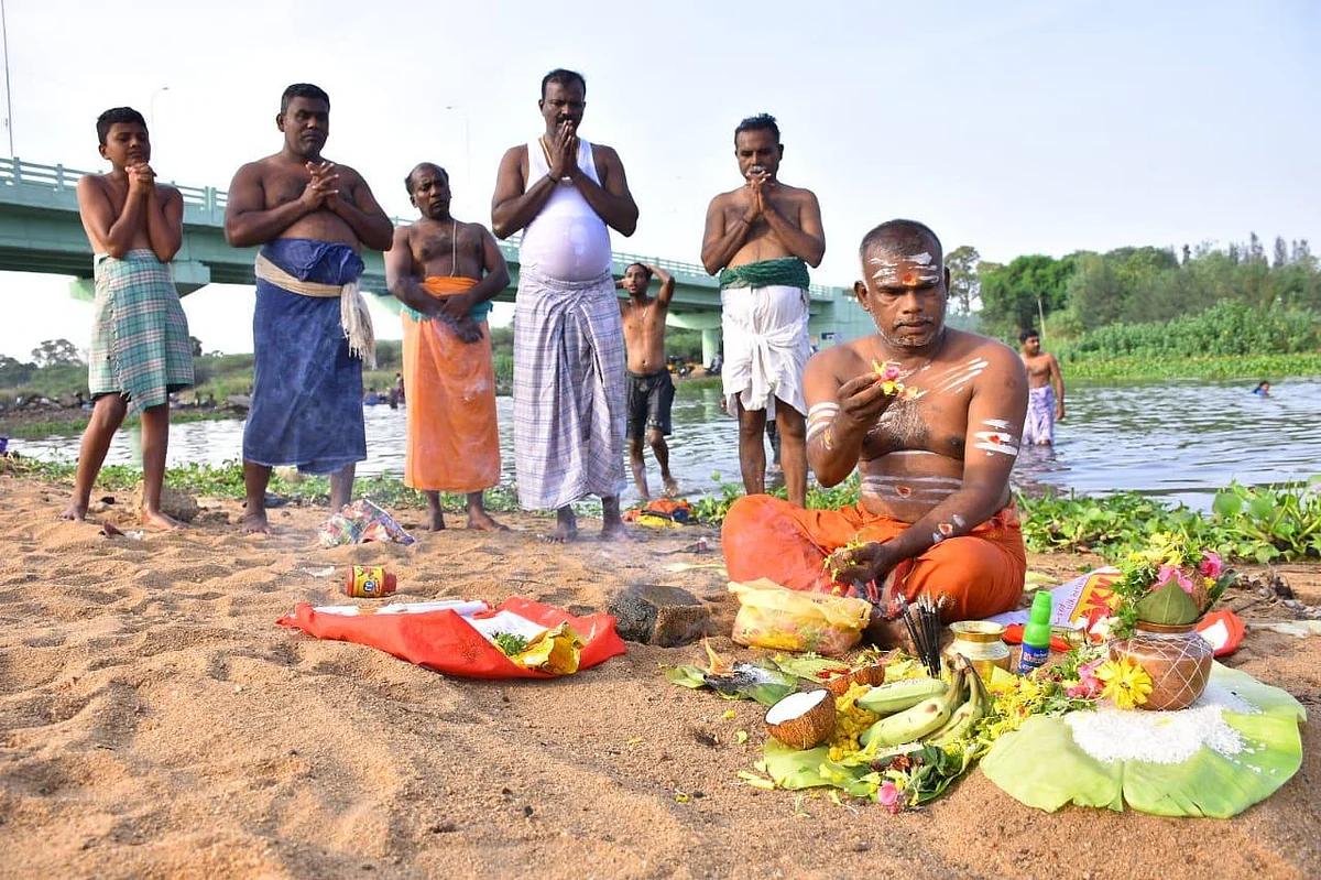 'உயிர்காக்கும் நதியான தாமிரபரணி நோய்ப்பரப்பும் நதியாக மாறிவருகிறது'- நதியை பாதுகாக்க உறுதிமொழி