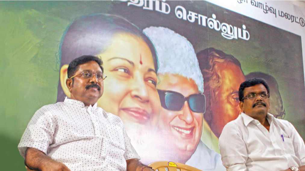 தினகரன்