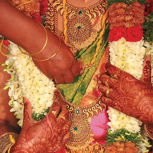 ஒரே லக்னம் ஒரே ராசி பிரிவு தருமா?