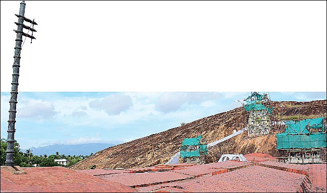நாரதர் உலா: முருகன் கோயில் திருப்பணிகள் முழுமையடைவது எப்போது?