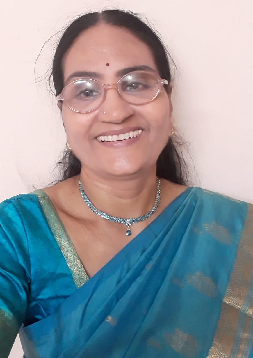 "என் கணவருக்கு இருந்த இப்பழக்கம் எவருக்கேனும் இருந்தால் நிறுத்தி விடுங்கள்..!"- எழுத்தாளர் வித்யா சுப்ரமணியம் #5MinutesRead