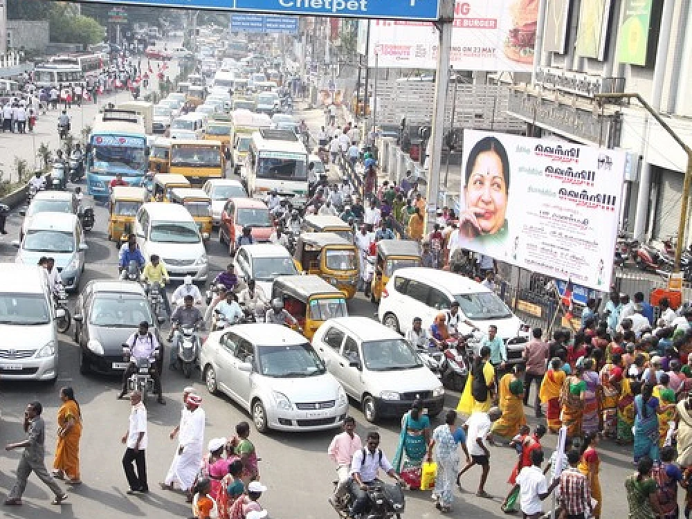 பெரும் மாற்றம் காணவிருக்கும் மோட்டார் வாகனச் சட்டம் - வாகன ஓட்டிகள் கவனத்துக்கு!